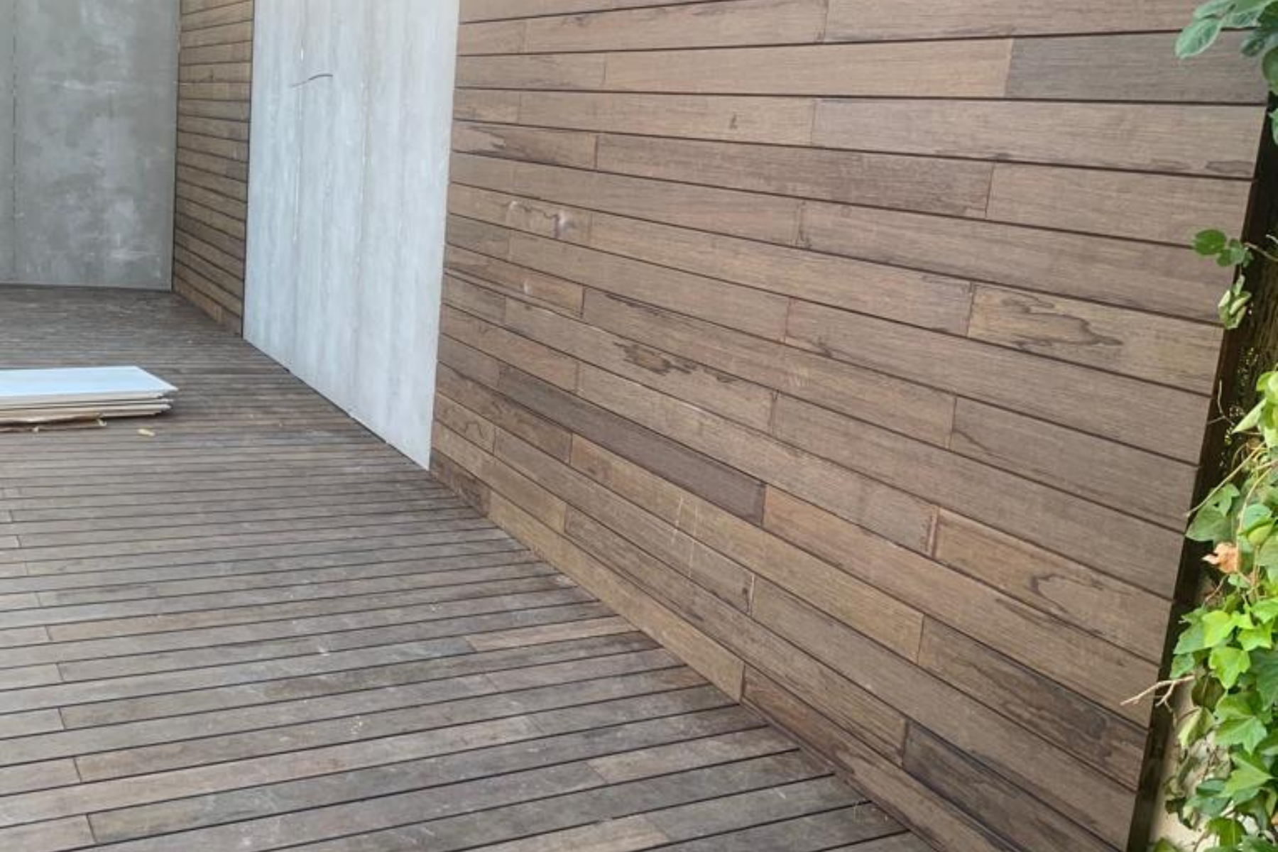 Tarima flotante, parquet y suelos laminados con acabados de calidad